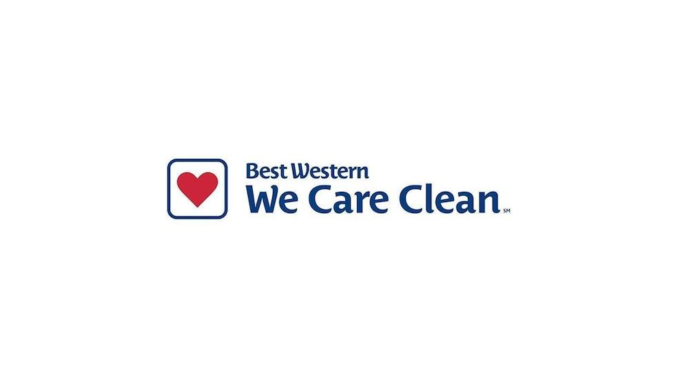 Best Western Plus New Cumberland Exterior photo