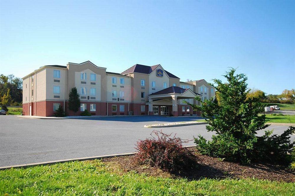 Best Western Plus New Cumberland Exterior photo